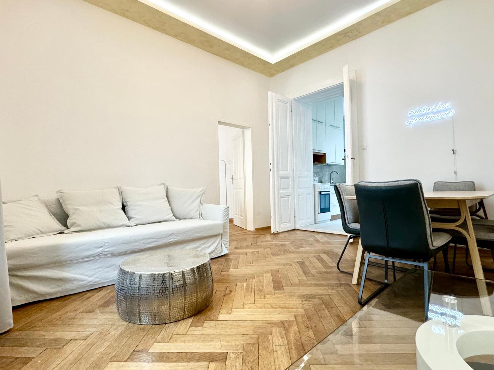 Luxury Apartment At Famous Vienna Kutschkermarkt Exterior foto